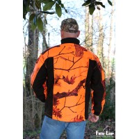 Blouson polaire marron et camouflage orange