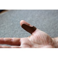 Anneau de pouce en cuir  (thumb ring)
